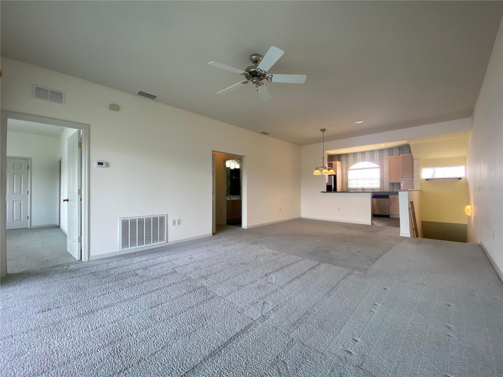 Image 3 of 45 For 1202 Ashton Palms Drive 6