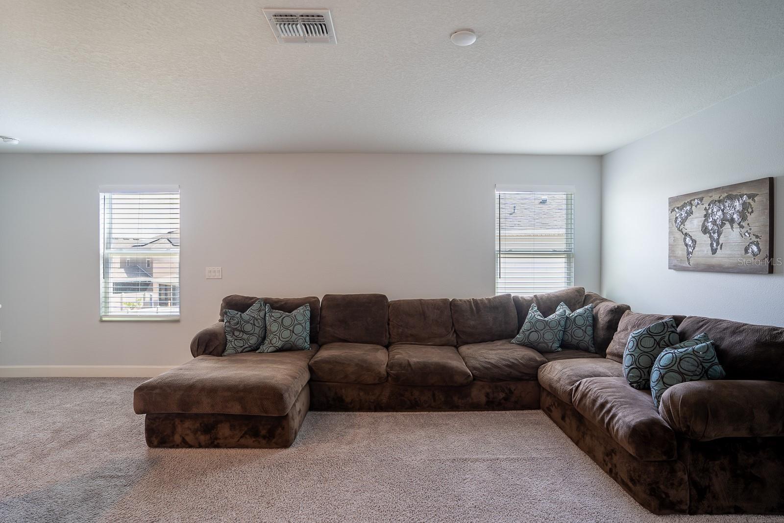 Image 11 of 40 For 1011 Overlook Ct