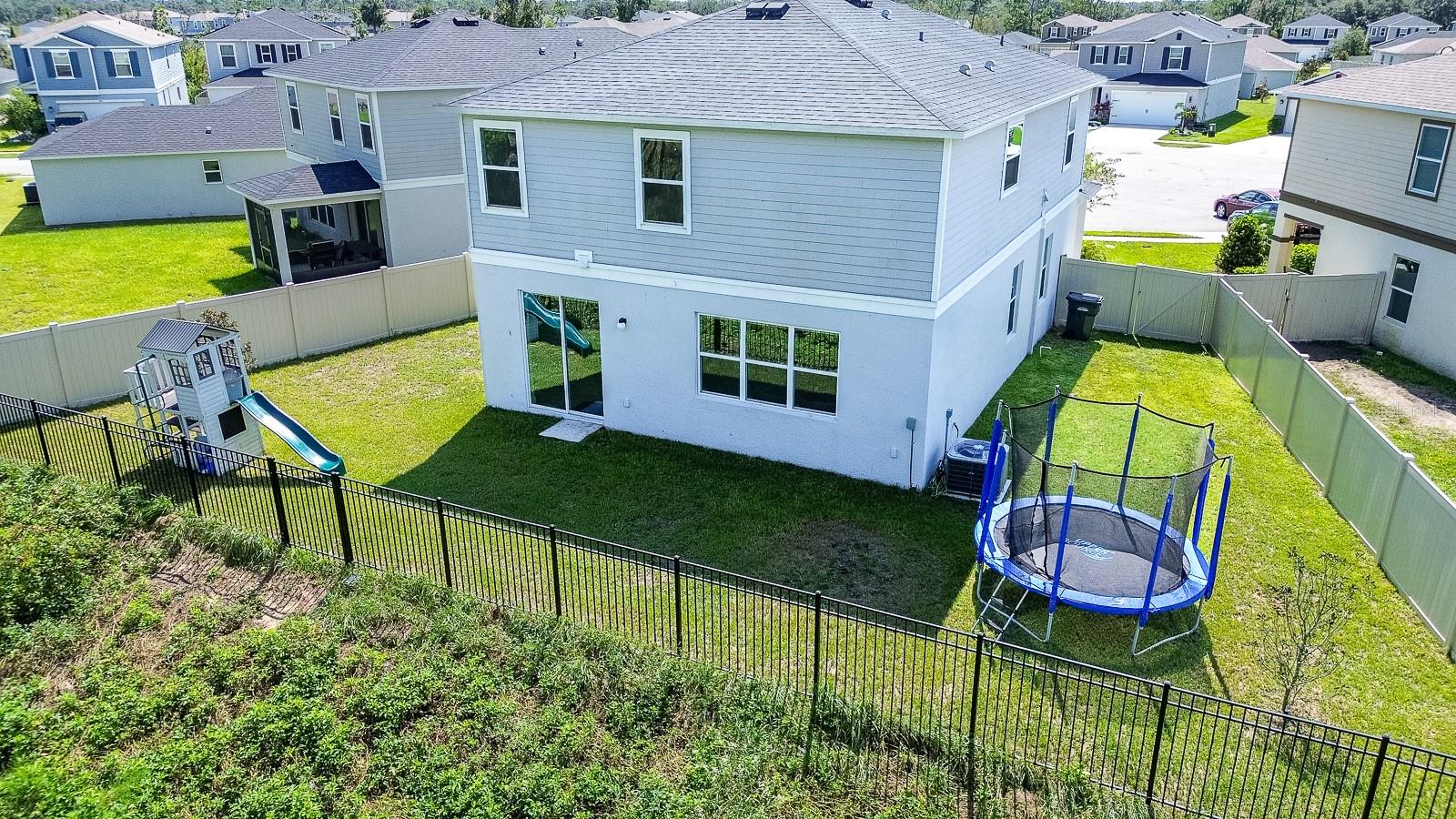 Image 33 of 40 For 1011 Overlook Ct