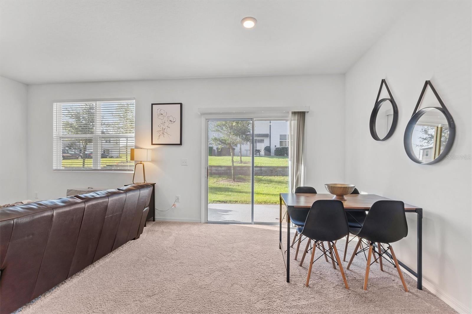Image 12 of 32 For 955 Grandin Street