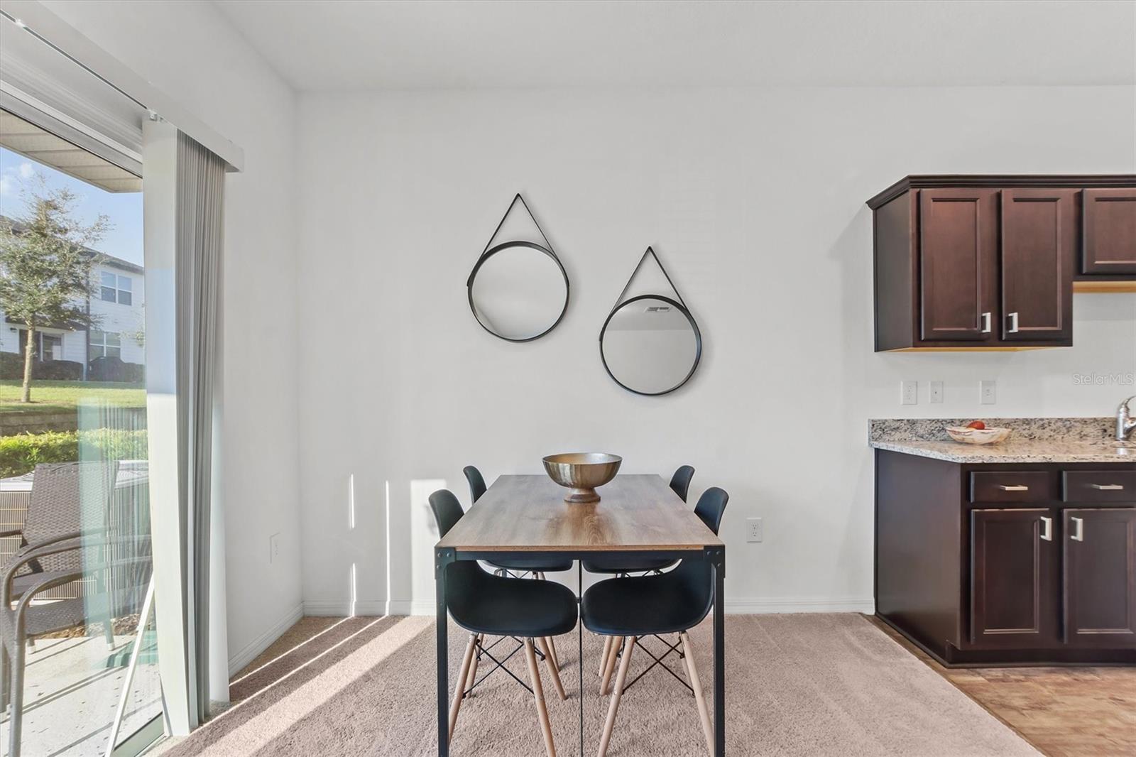 Image 13 of 32 For 955 Grandin Street