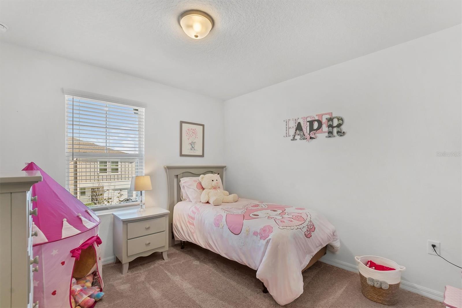 Image 26 of 32 For 955 Grandin Street