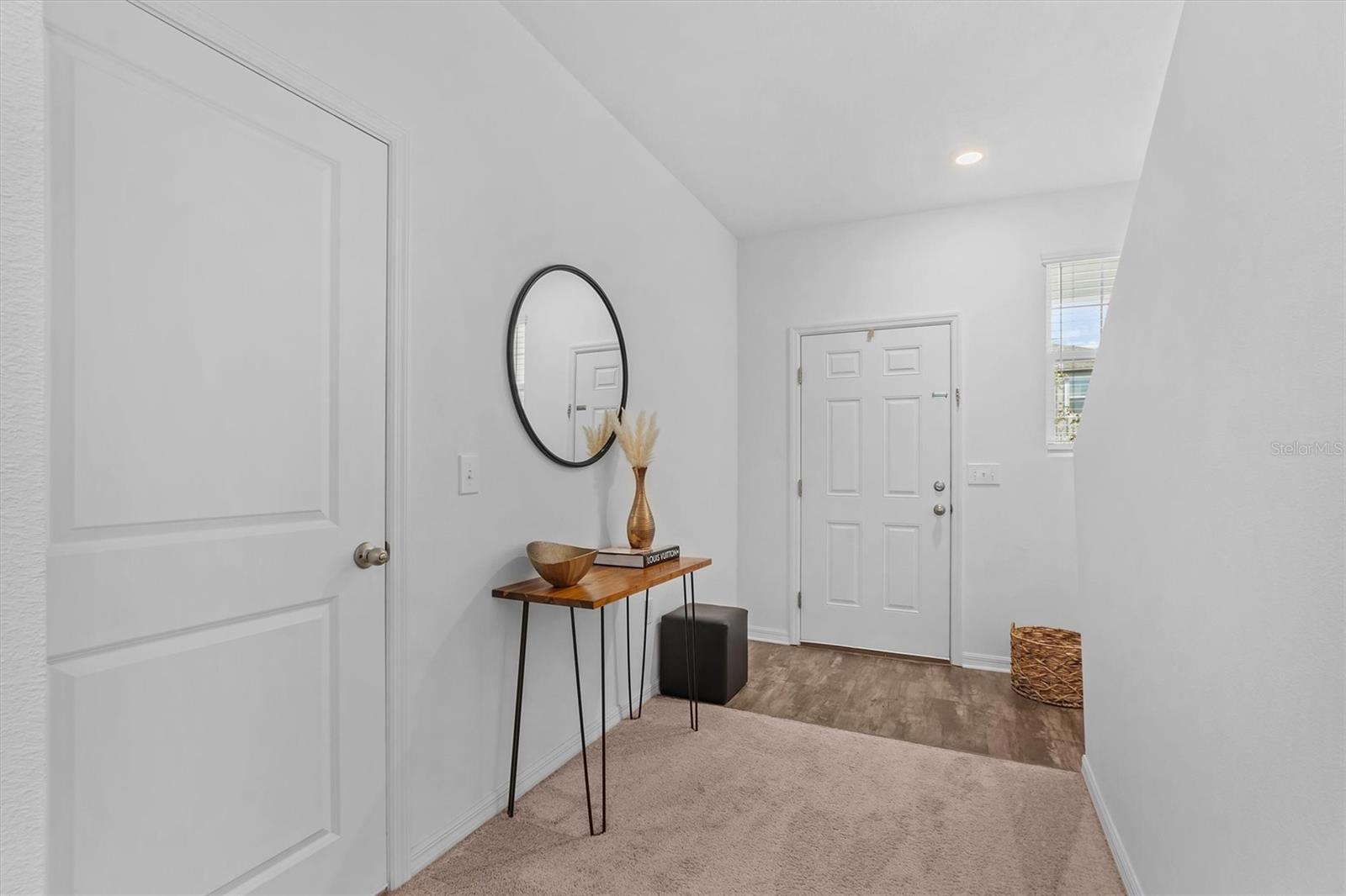 Image 4 of 32 For 955 Grandin Street