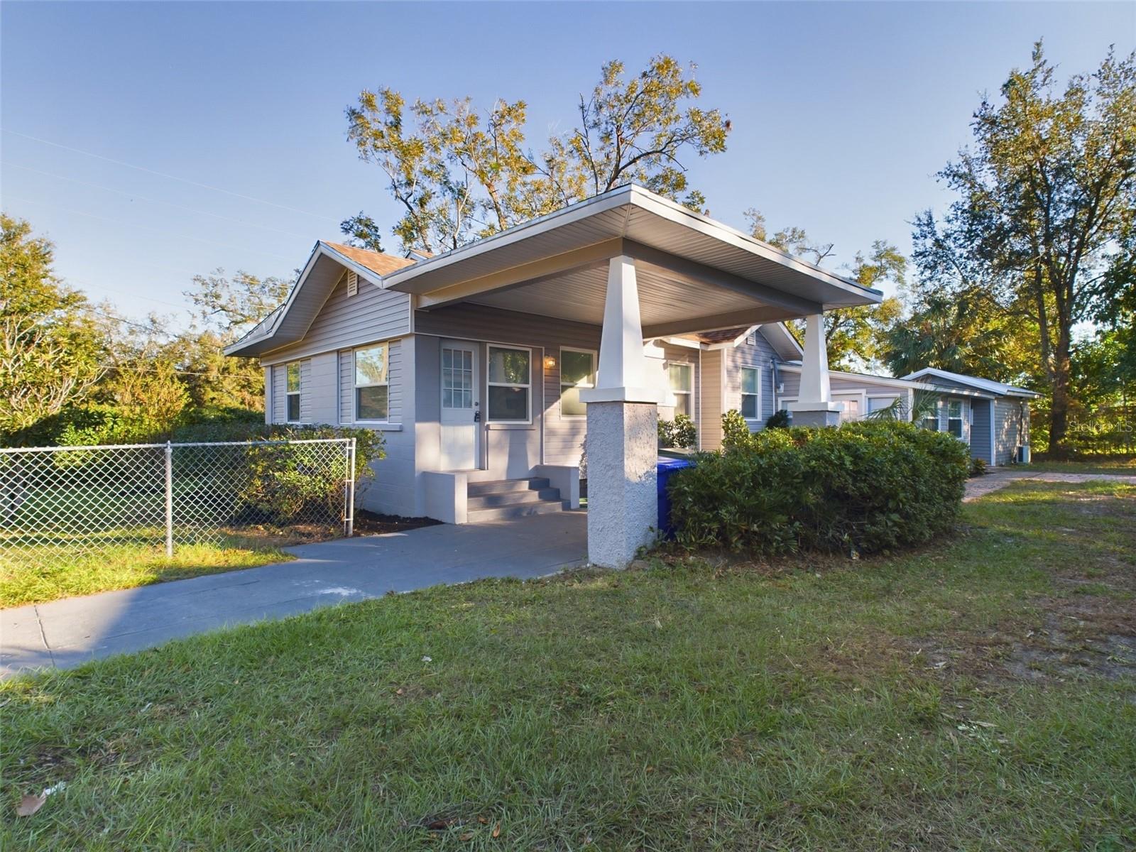 Details for 737 Peachtree Street, LAKELAND, FL 33801