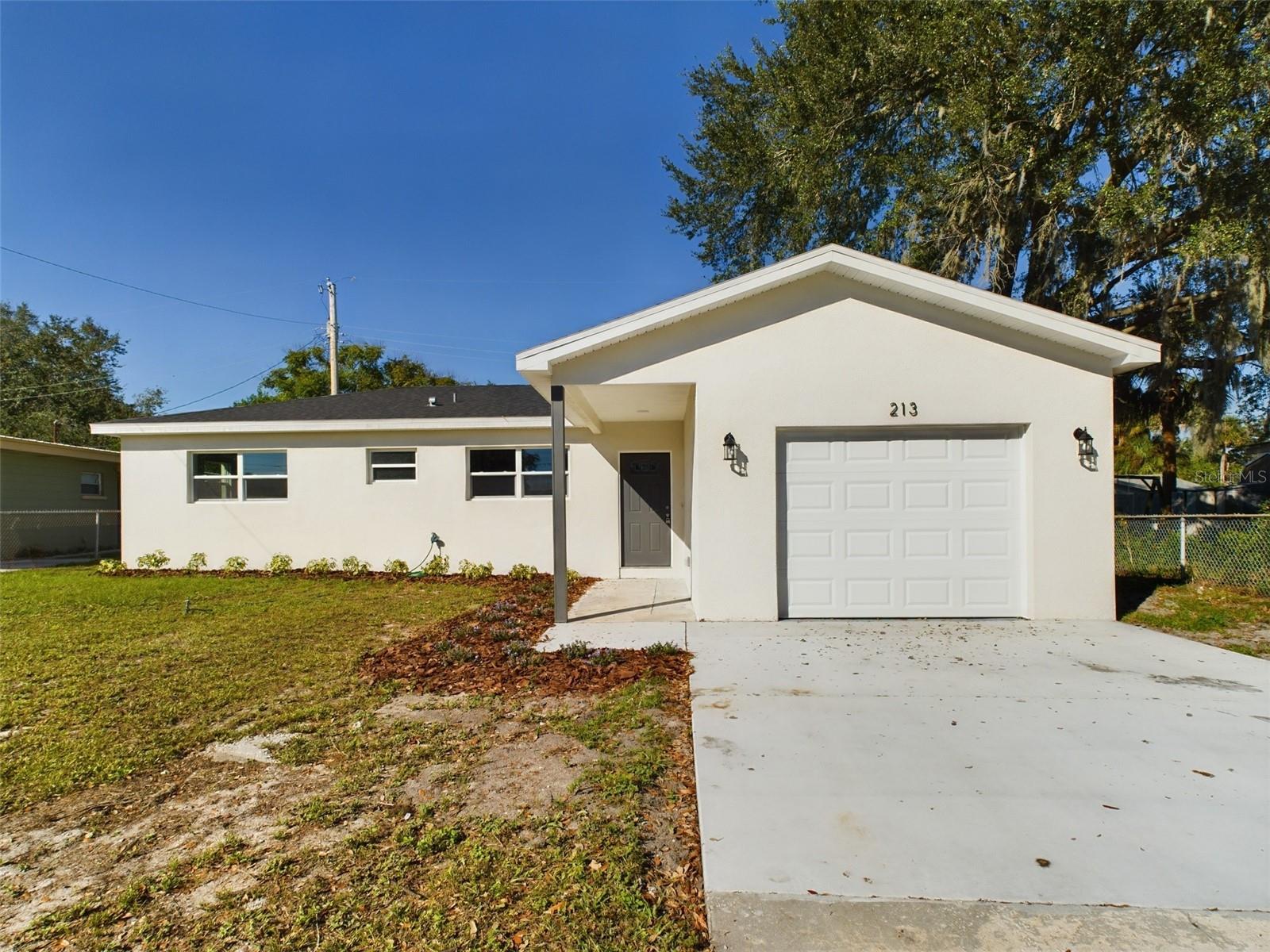 Details for 213 Rhea Circle, LAKELAND, FL 33813