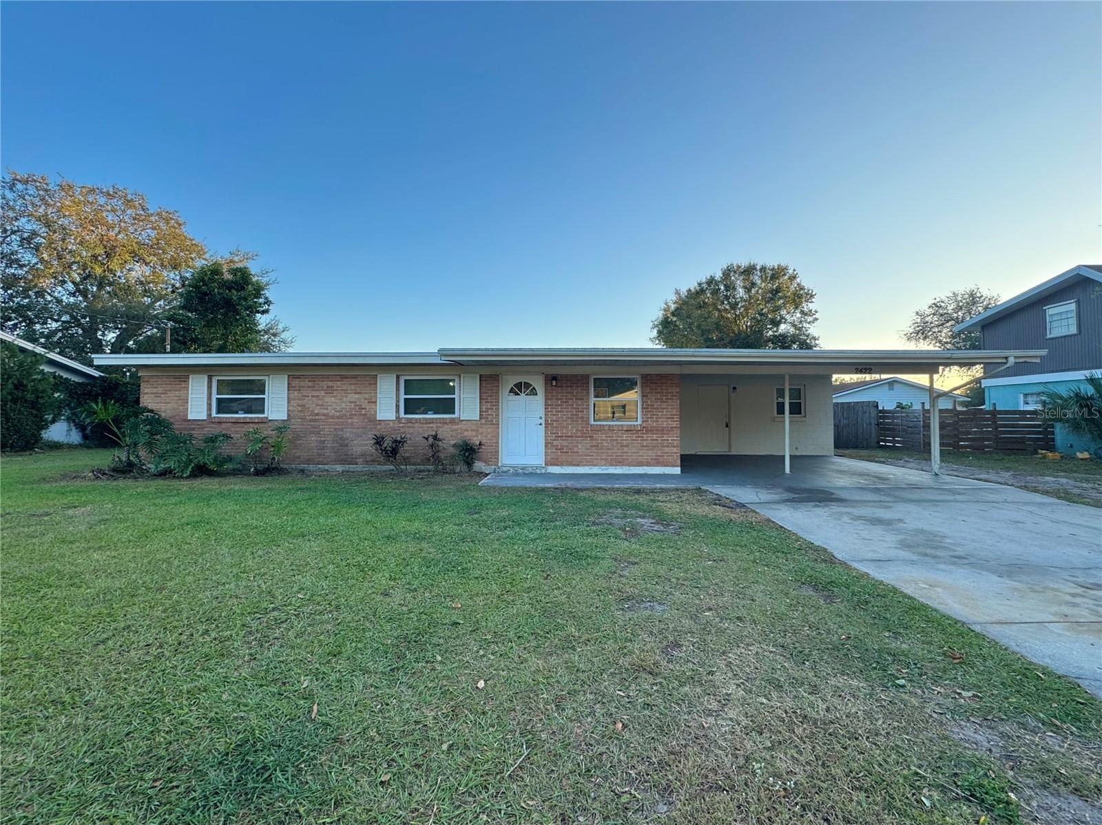 Details for 2422 Avenue A Nw, WINTER HAVEN, FL 33880