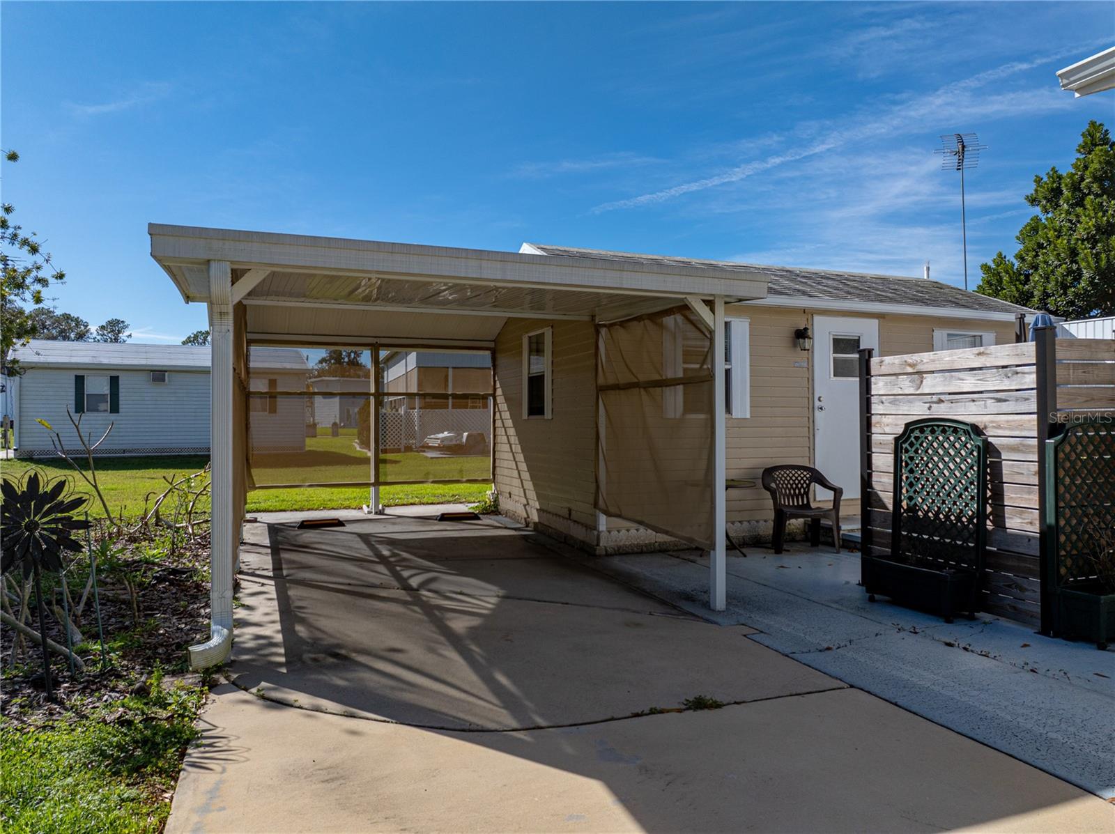 Image 6 of 39 For 5049 Shore Line Drive