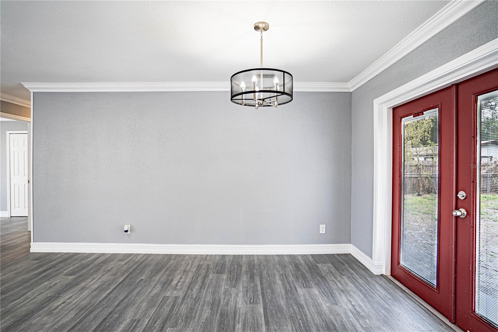 Image 11 of 53 For 115 7th Jpv Street