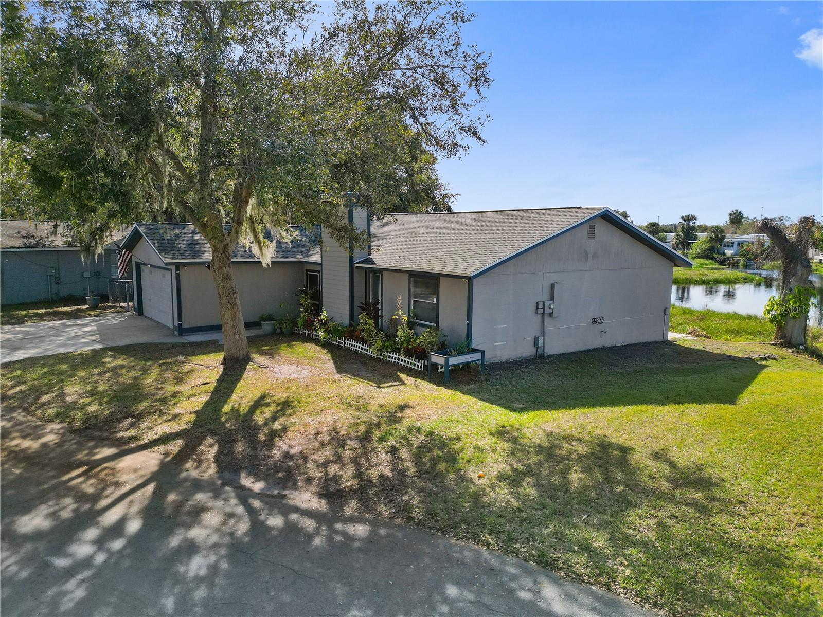 Details for 1143 Waterview Point, LAKELAND, FL 33801