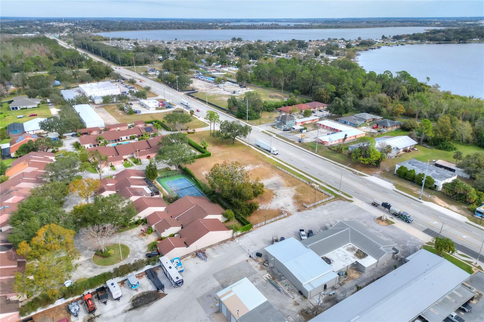 Image 16 of 22 For  Us-17  