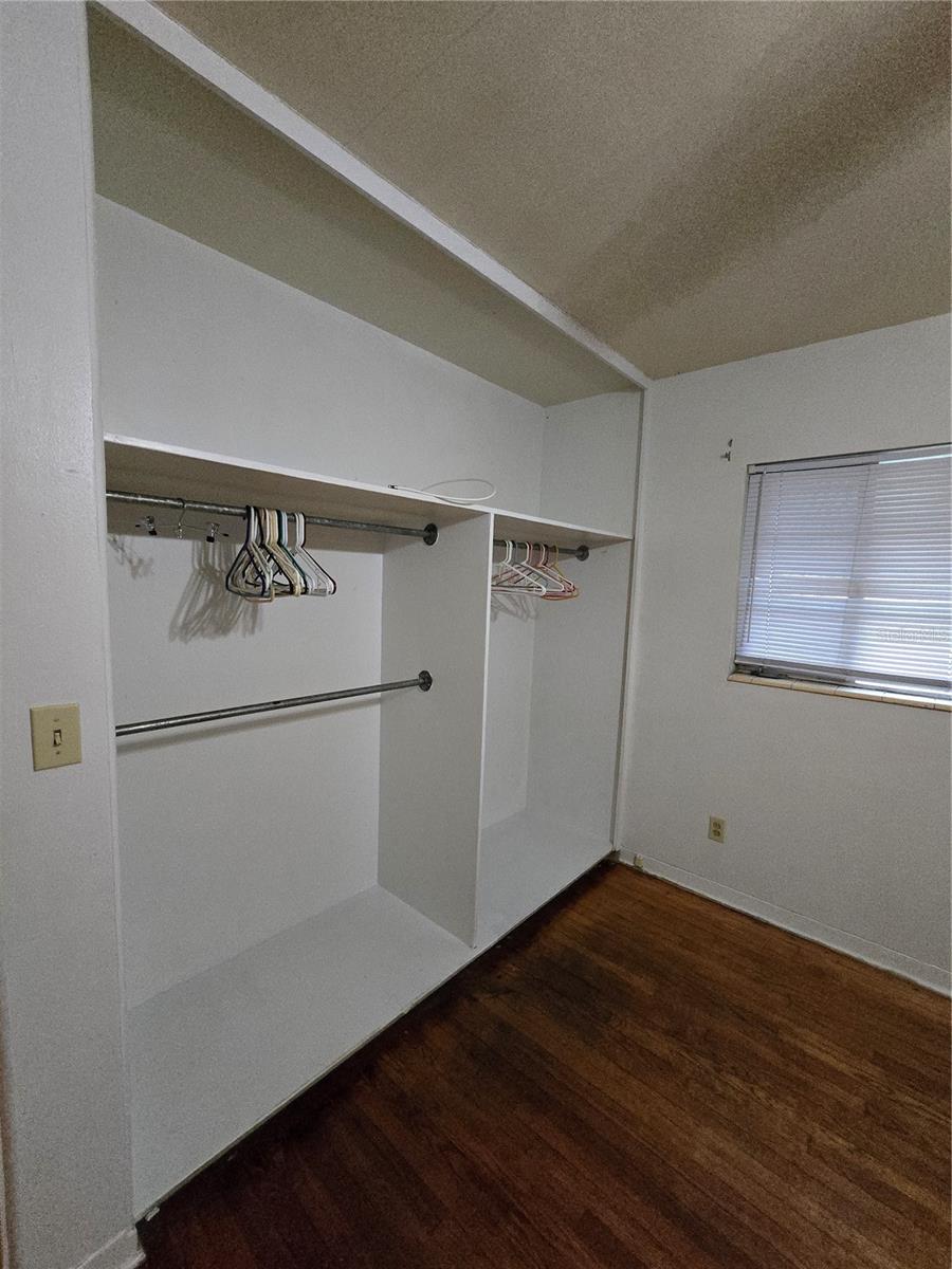 Image 10 of 15 For 2700 9th Avenue N