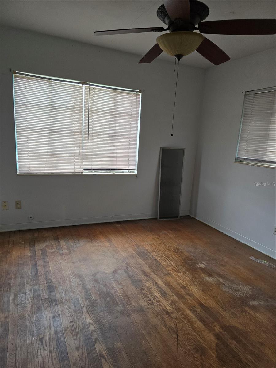 Image 13 of 15 For 2700 9th Avenue N