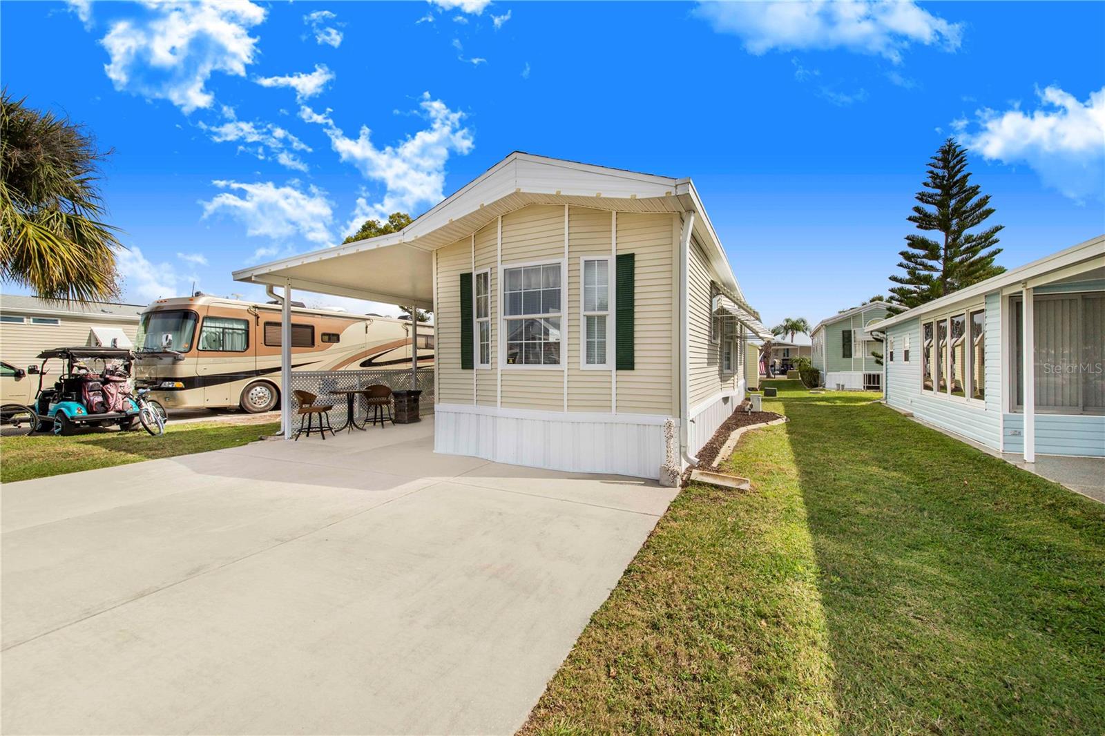 Image 3 of 39 For 228 Big Pine Avenue S