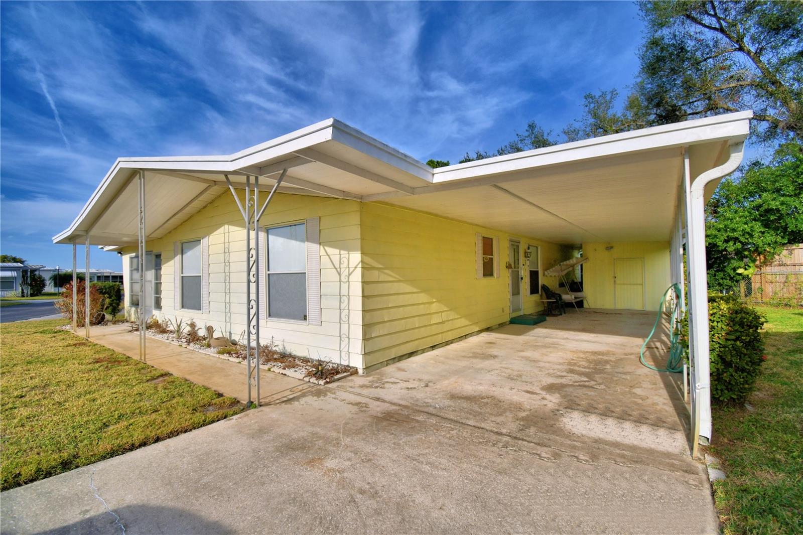 Image 8 of 61 For 150 Holiday Lane