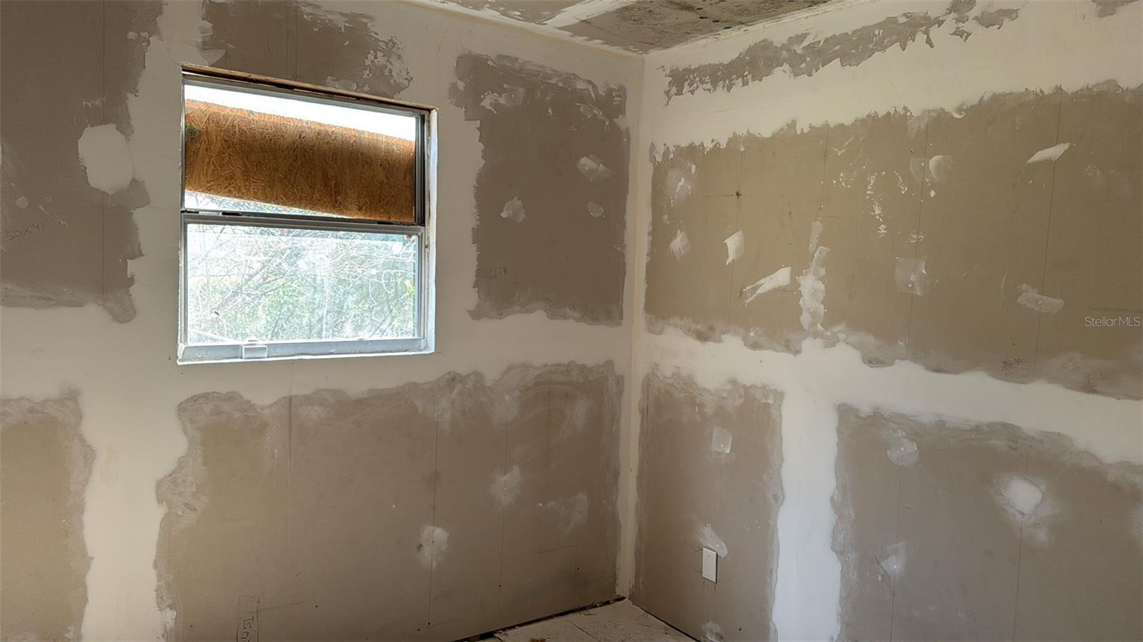 Image 6 of 11 For 1928 Old Apopka Road