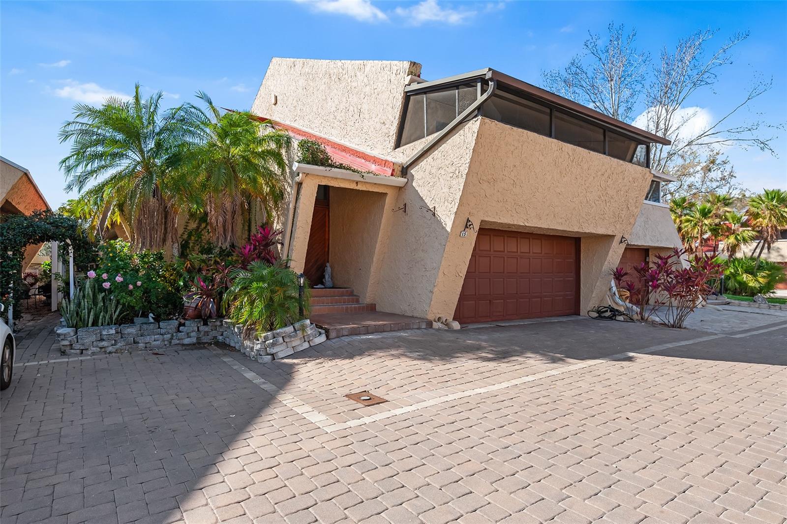Details for 15 Casarena Court, WINTER HAVEN, FL 33881