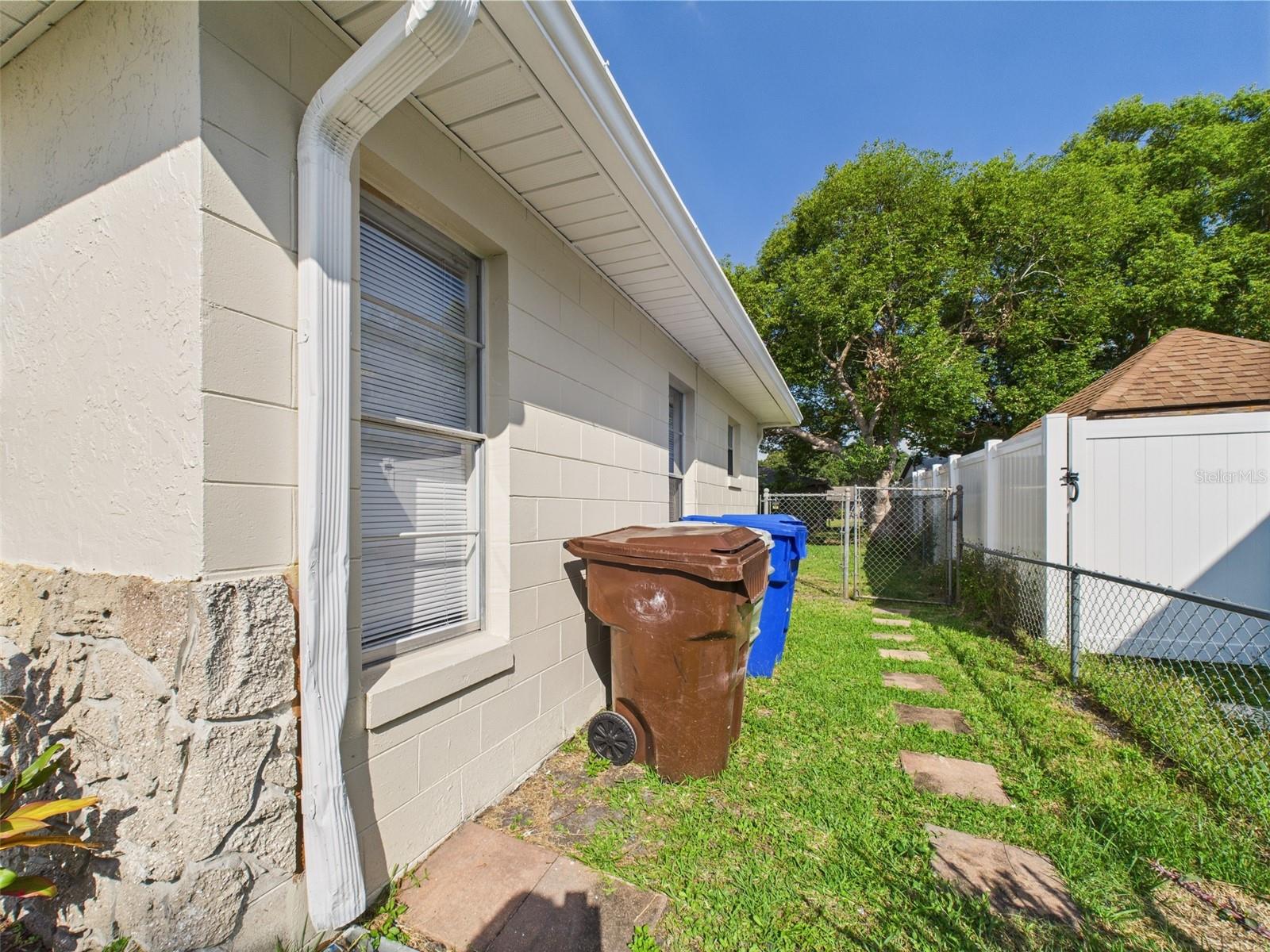 Image 73 of 86 For 2434 Mill Run Boulevard