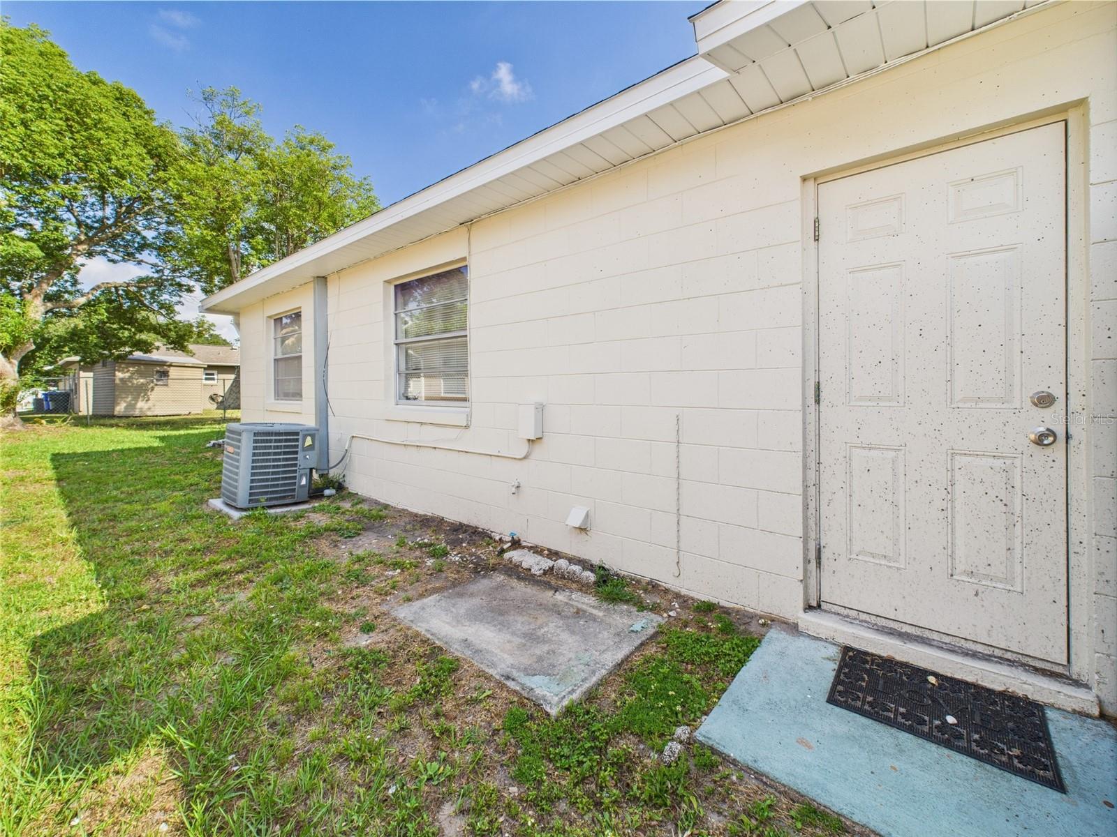 Image 79 of 86 For 2434 Mill Run Boulevard