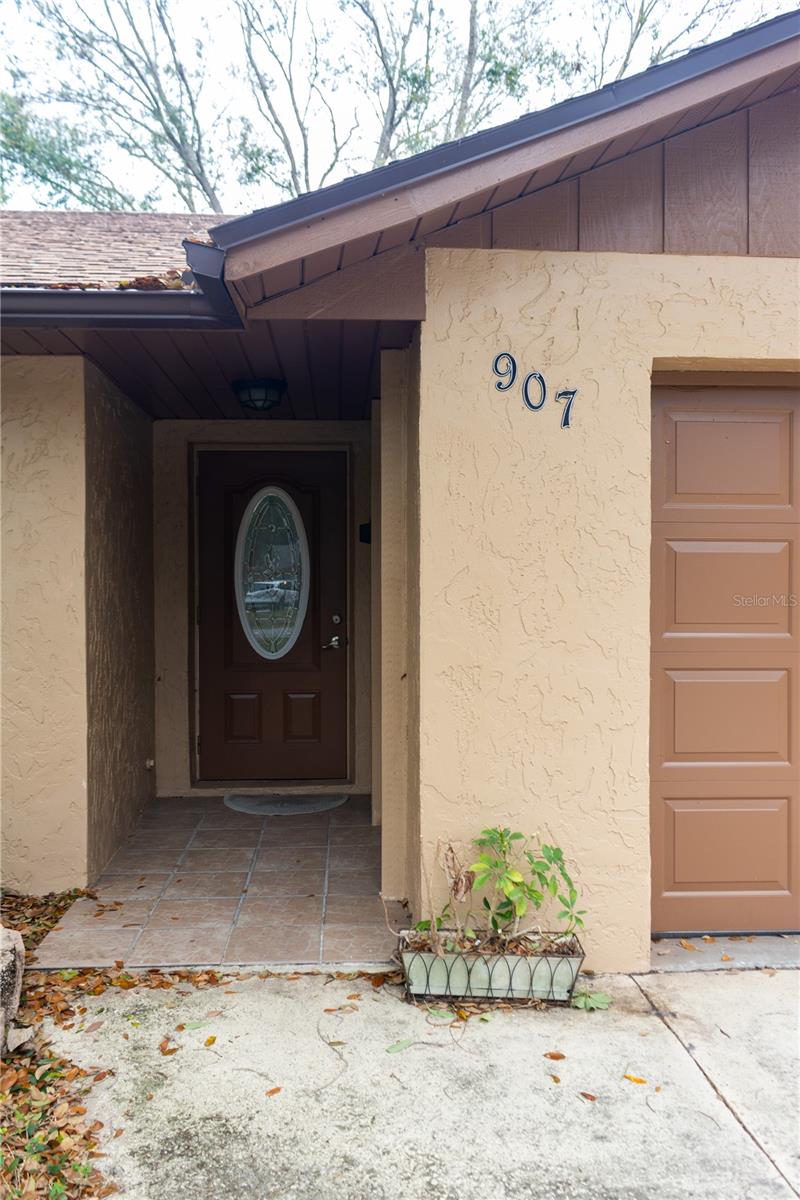 Image 15 of 18 For 907 Van Drive