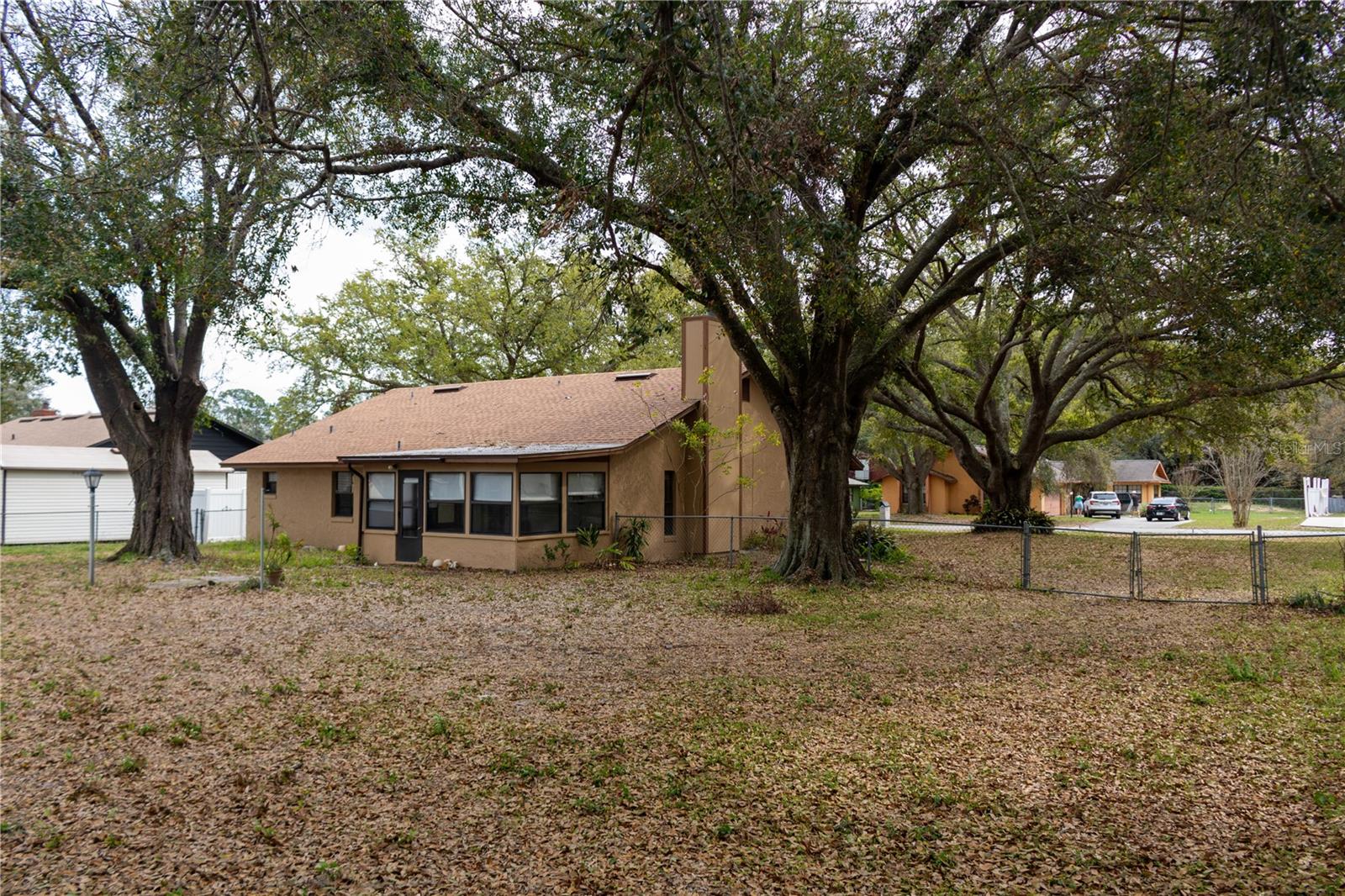 Image 3 of 18 For 907 Van Drive