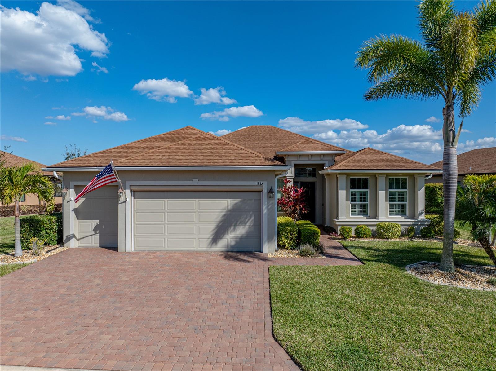 Details for 1332 Oakmont Drive, WINTER HAVEN, FL 33884