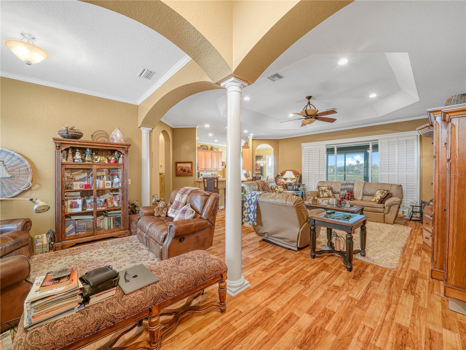 Image 6 of 32 For 4073 Sable Loop Drive