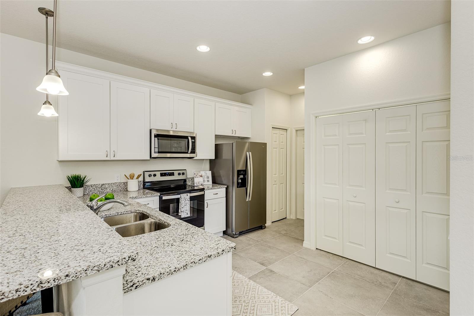 Image 11 of 46 For 1703 Linz Court
