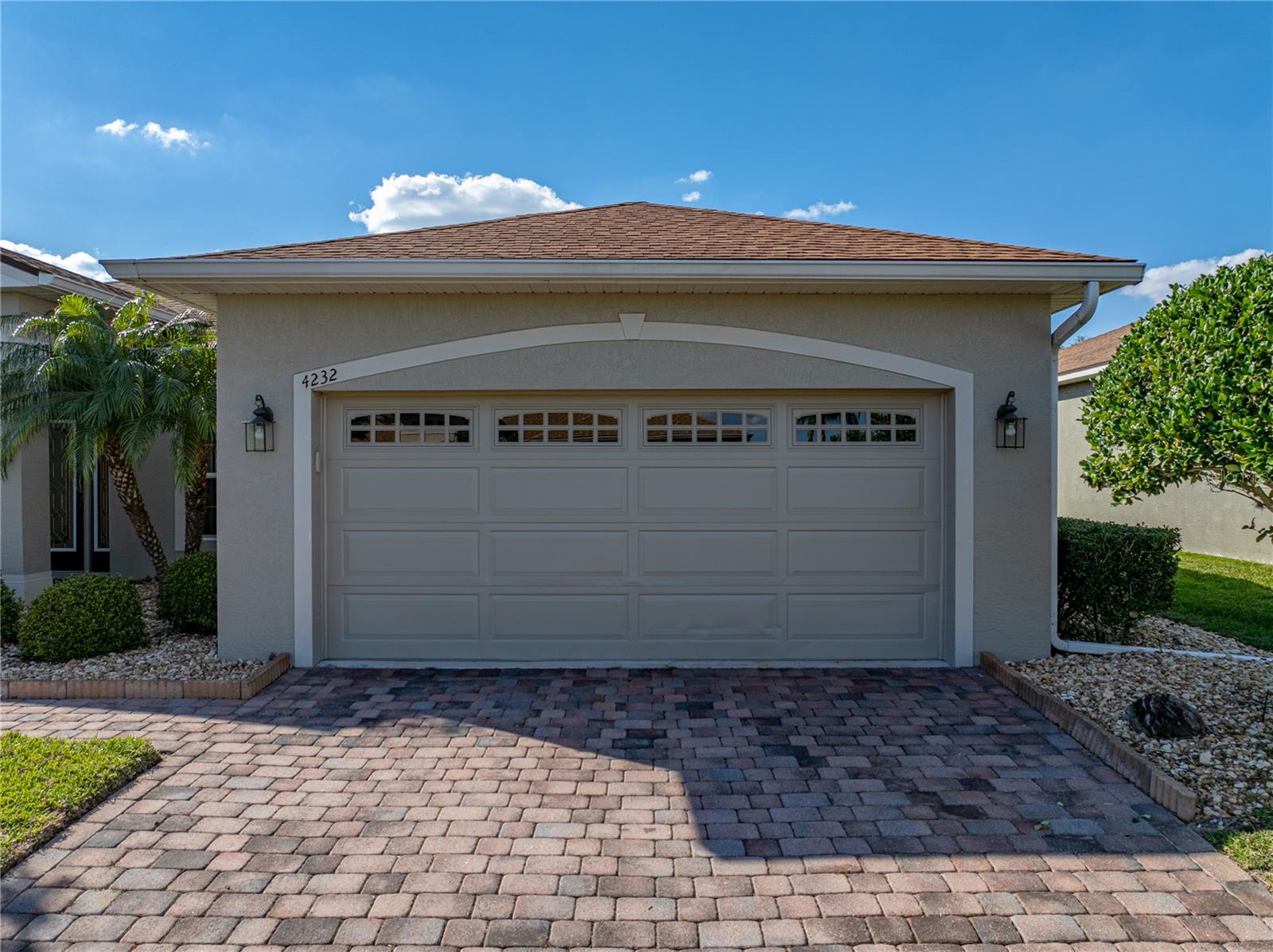 Image 4 of 73 For 4232 Roebelenii Drive