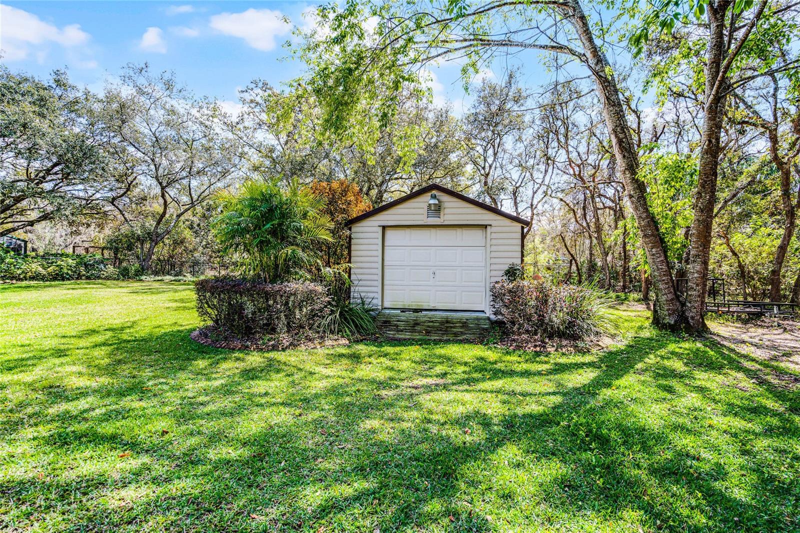 Image 50 of 61 For 3614 Twisted Oak Court