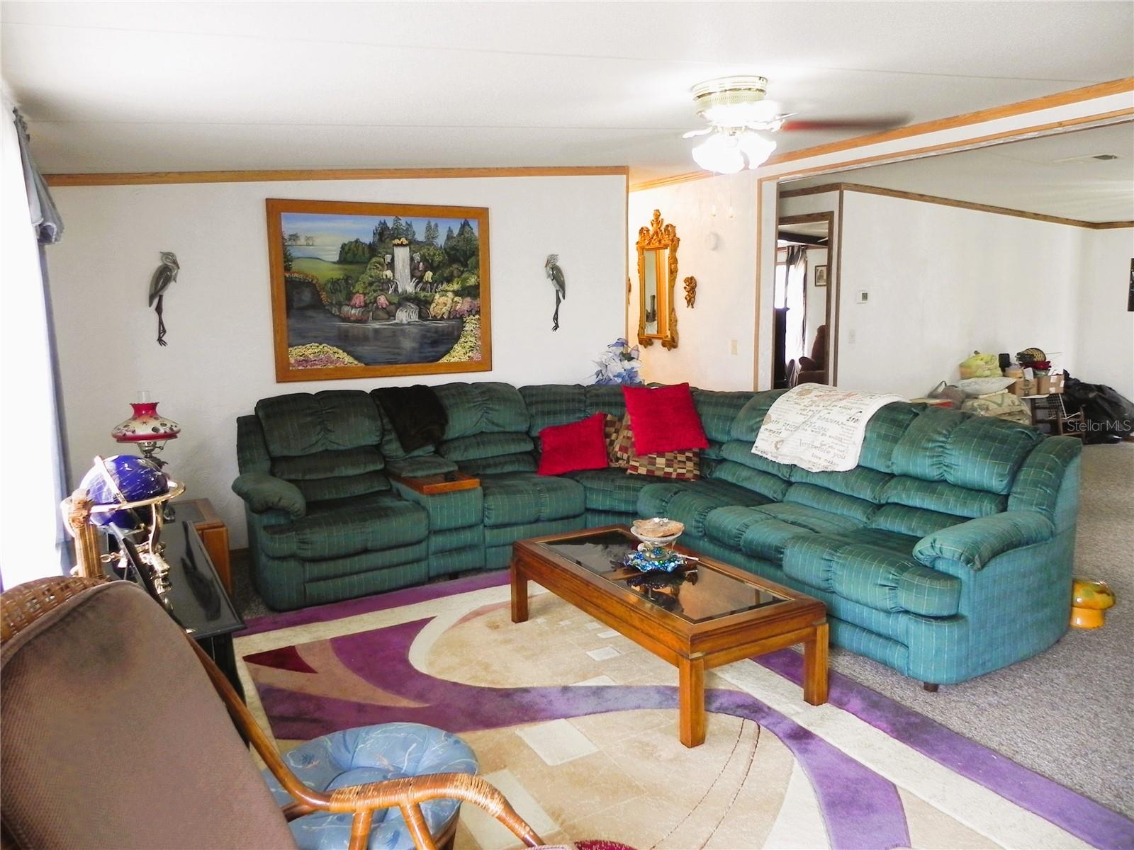 Image 4 of 63 For 7744 Queen Court