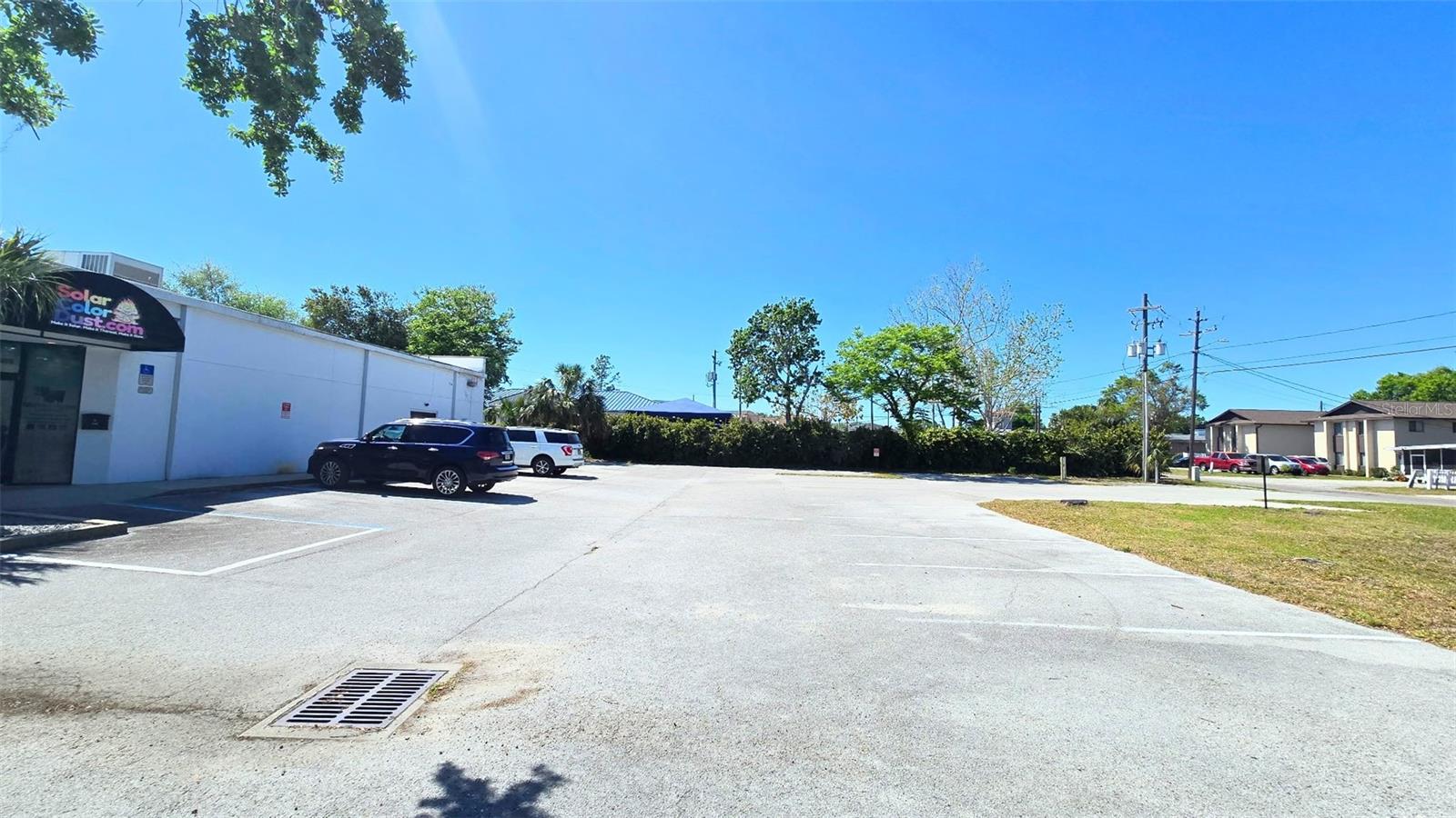 Image 6 of 9 For 621 Cypress Gardens Boulevard