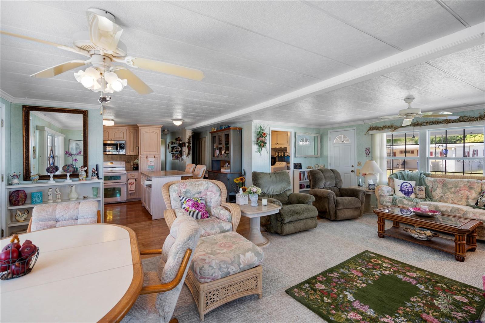 Image 9 of 40 For 107 Holiday Lane