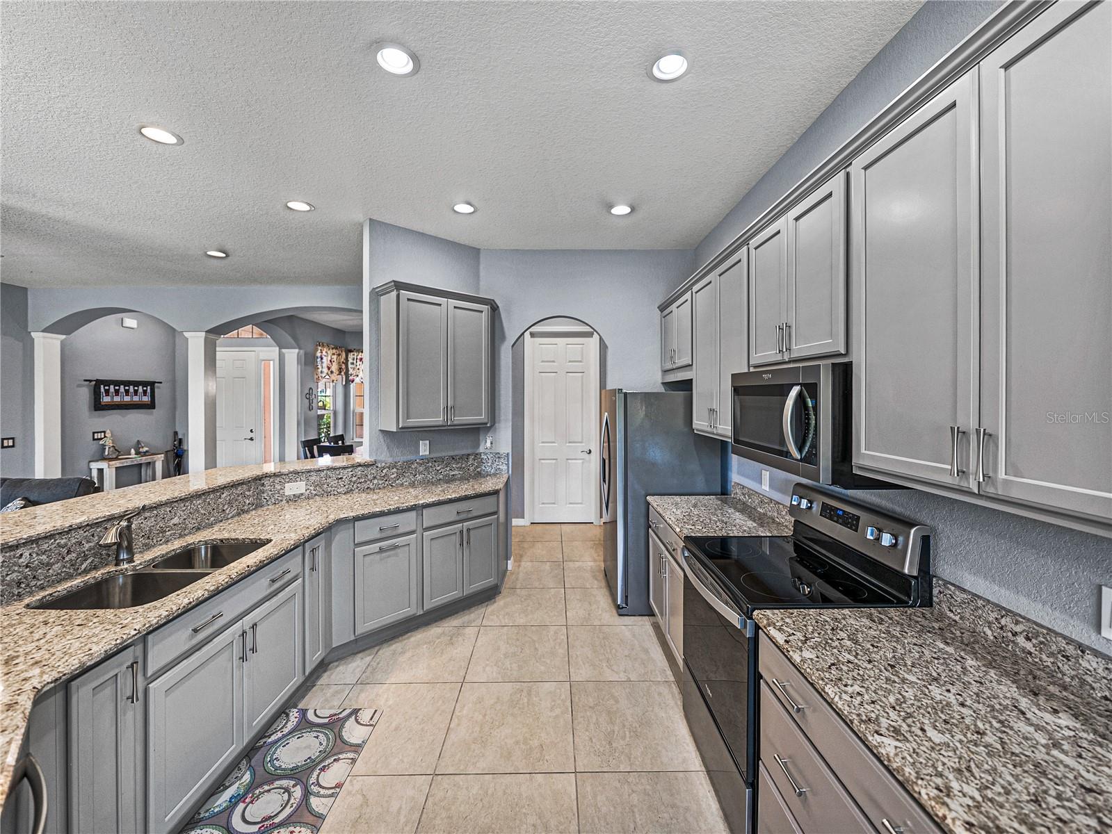 Image 19 of 90 For 1124 Sawgrass Drive