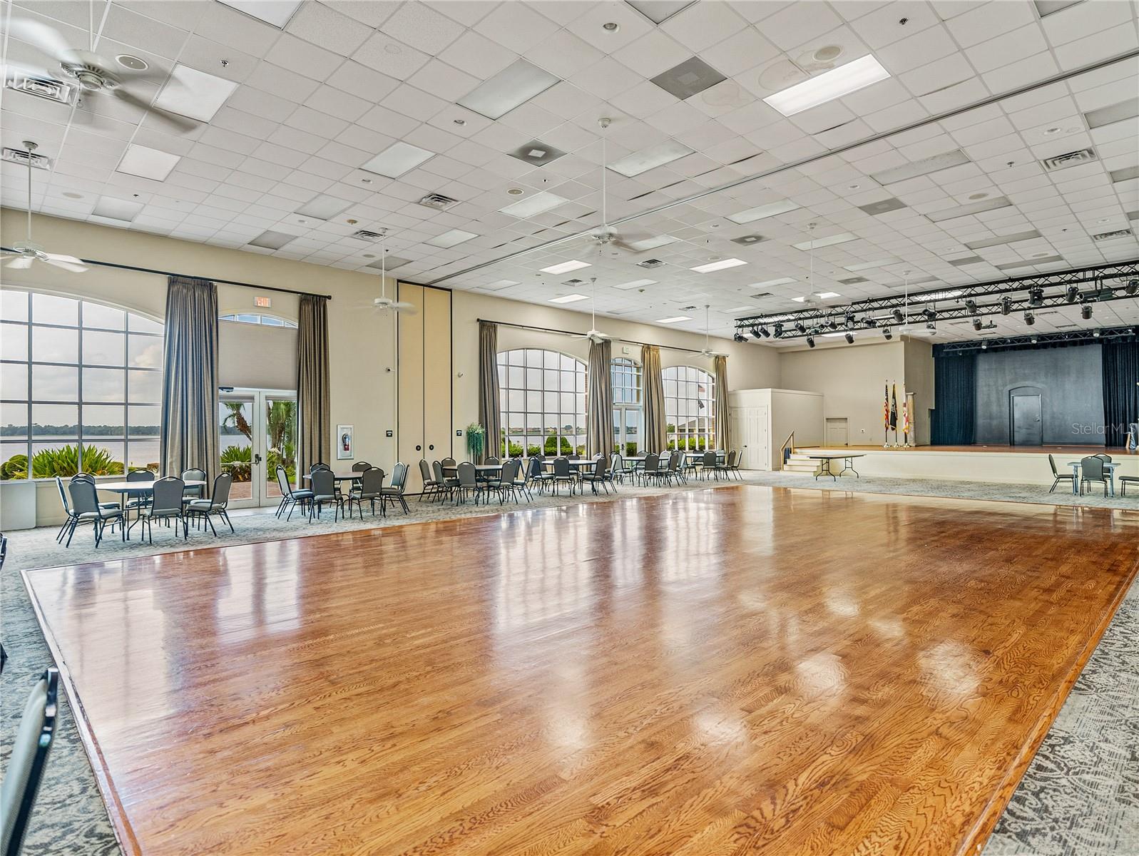 Image 78 of 90 For 1124 Sawgrass Drive