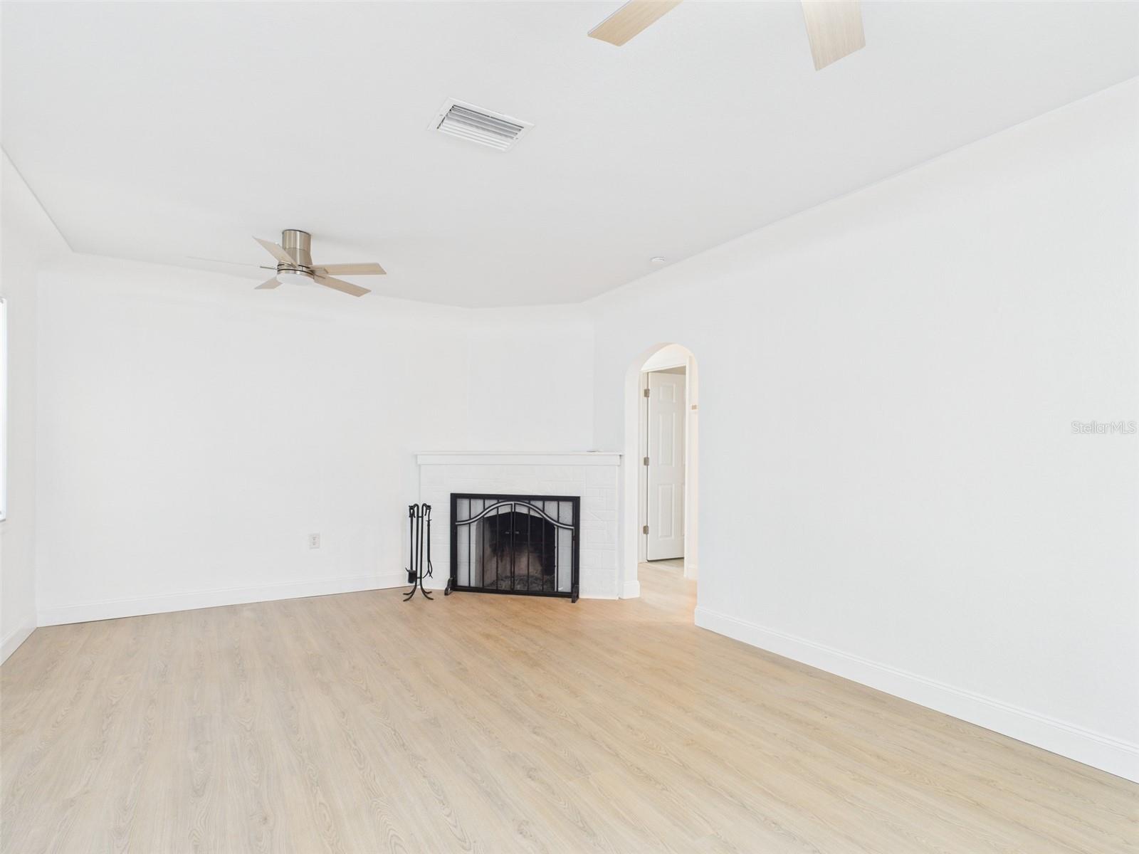 Image 37 of 38 For 201 Main Street