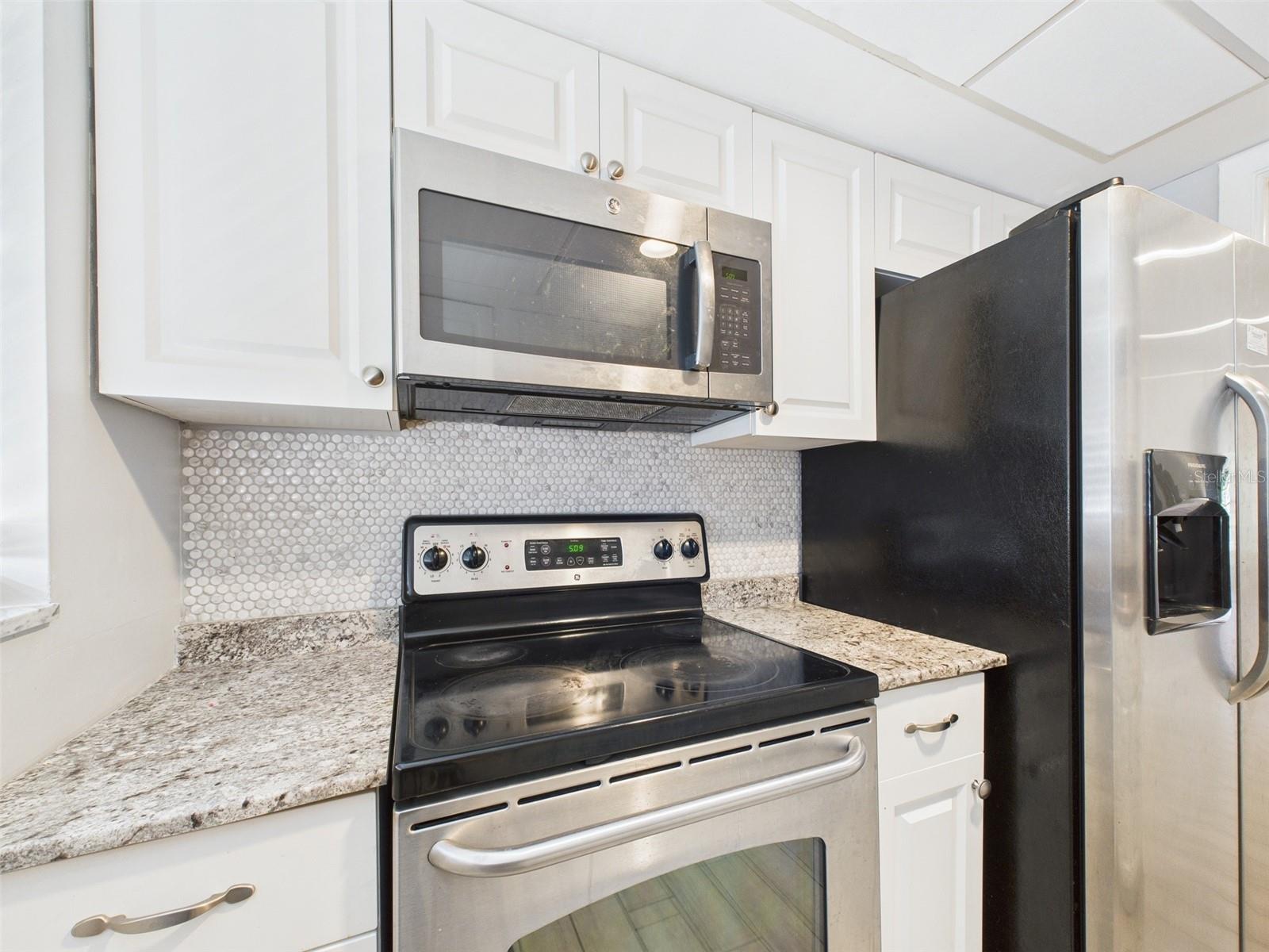 Image 12 of 35 For 1433 Belcher Road G13