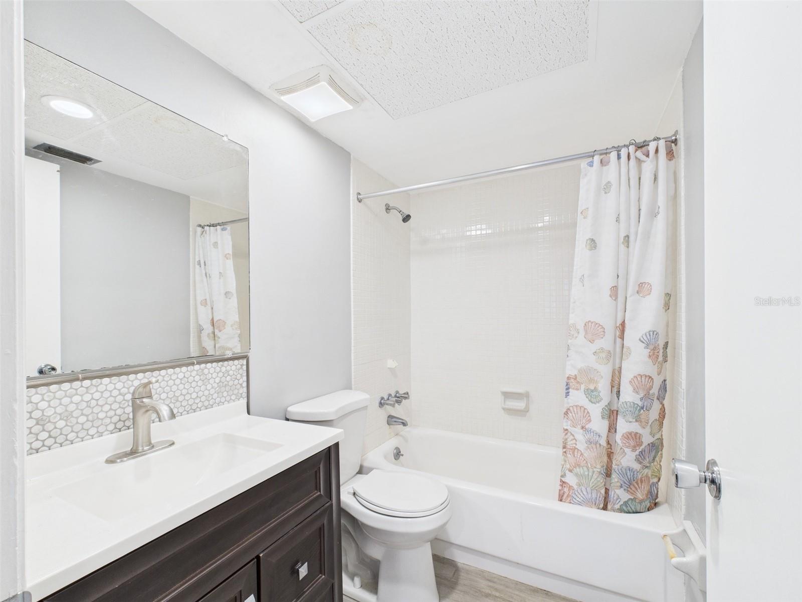 Image 19 of 35 For 1433 Belcher Road G13