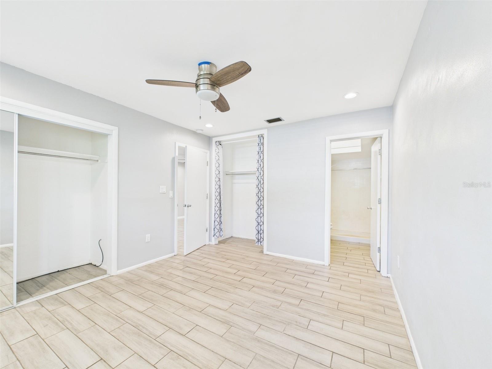Image 23 of 35 For 1433 Belcher Road G13