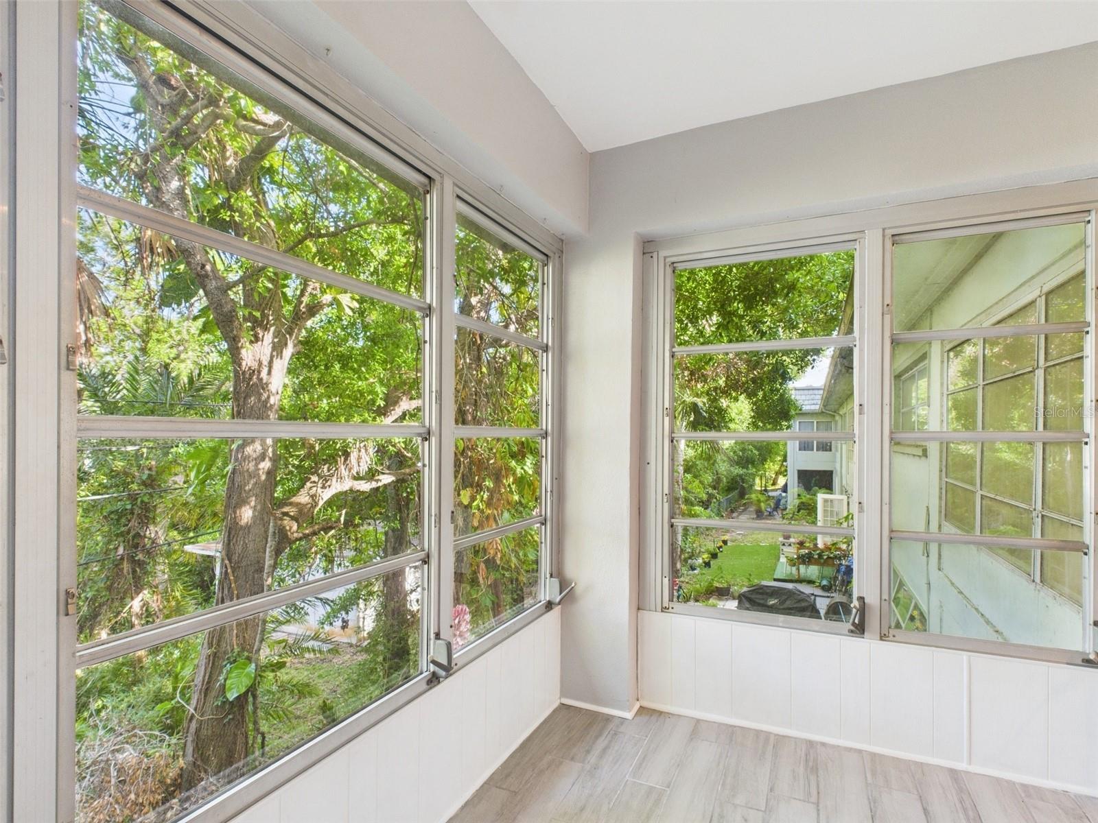 Image 31 of 35 For 1433 Belcher Road G13