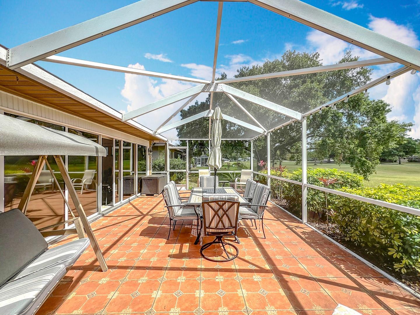Image 32 of 63 For 571 Saint Andrews Rd