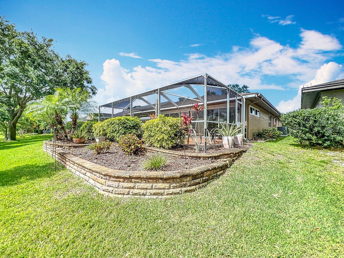 Image 38 of 63 For 571 Saint Andrews Rd