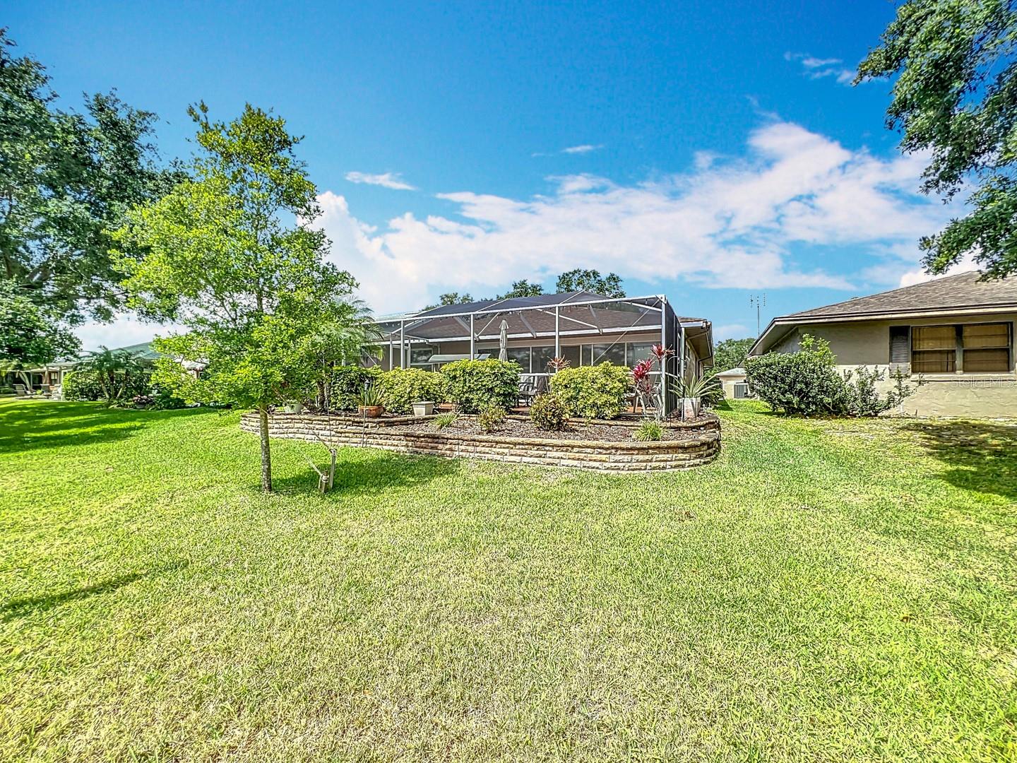 Image 43 of 63 For 571 Saint Andrews Rd