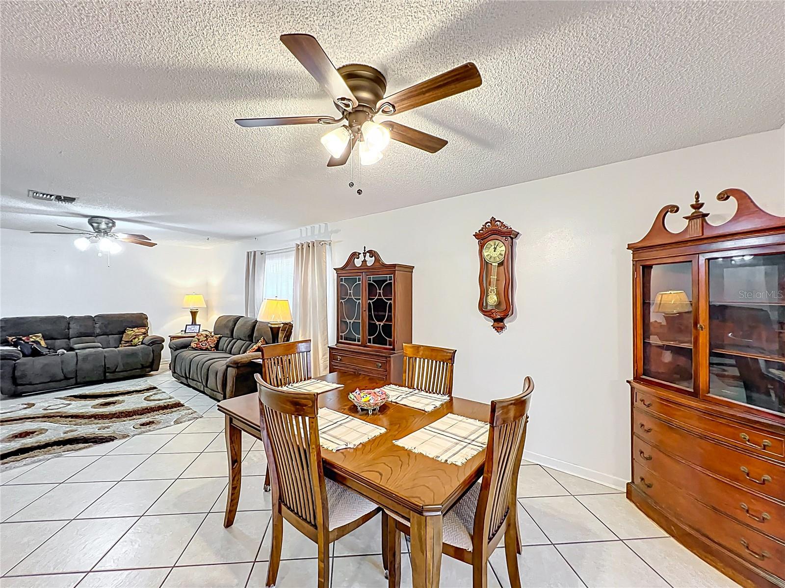 Image 9 of 63 For 571 Saint Andrews Rd