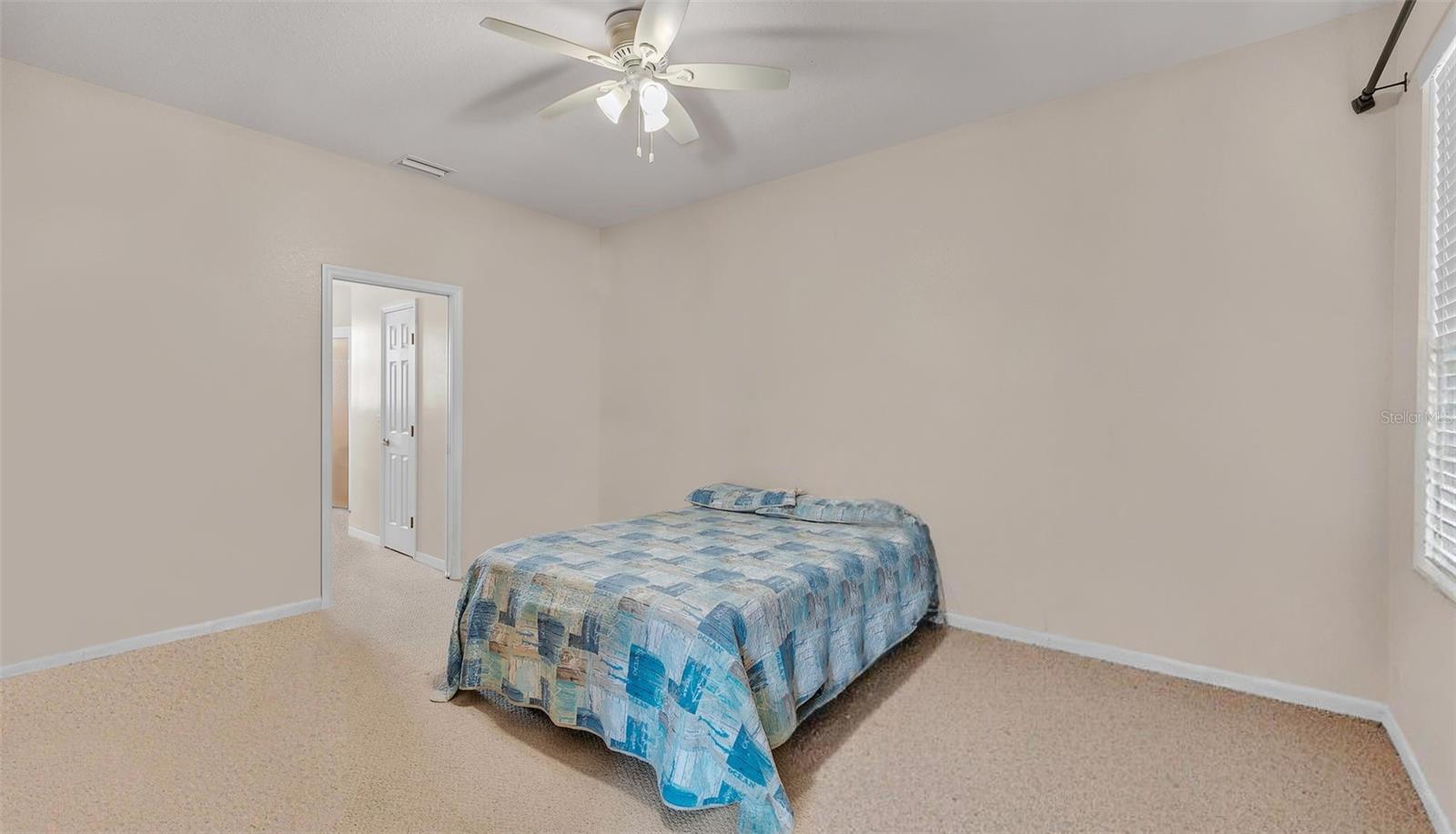 Image 40 of 50 For 5341 Hogan Lane