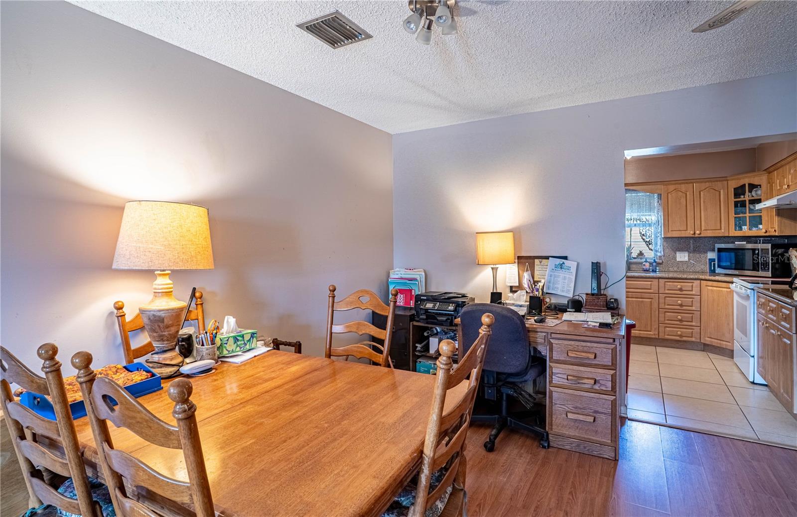 Image 26 of 38 For 1327 Deer Park Court