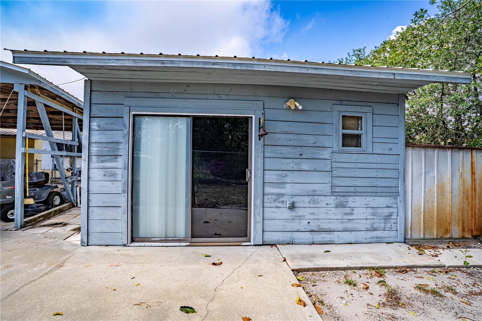 Image 35 of 38 For 1327 Deer Park Court
