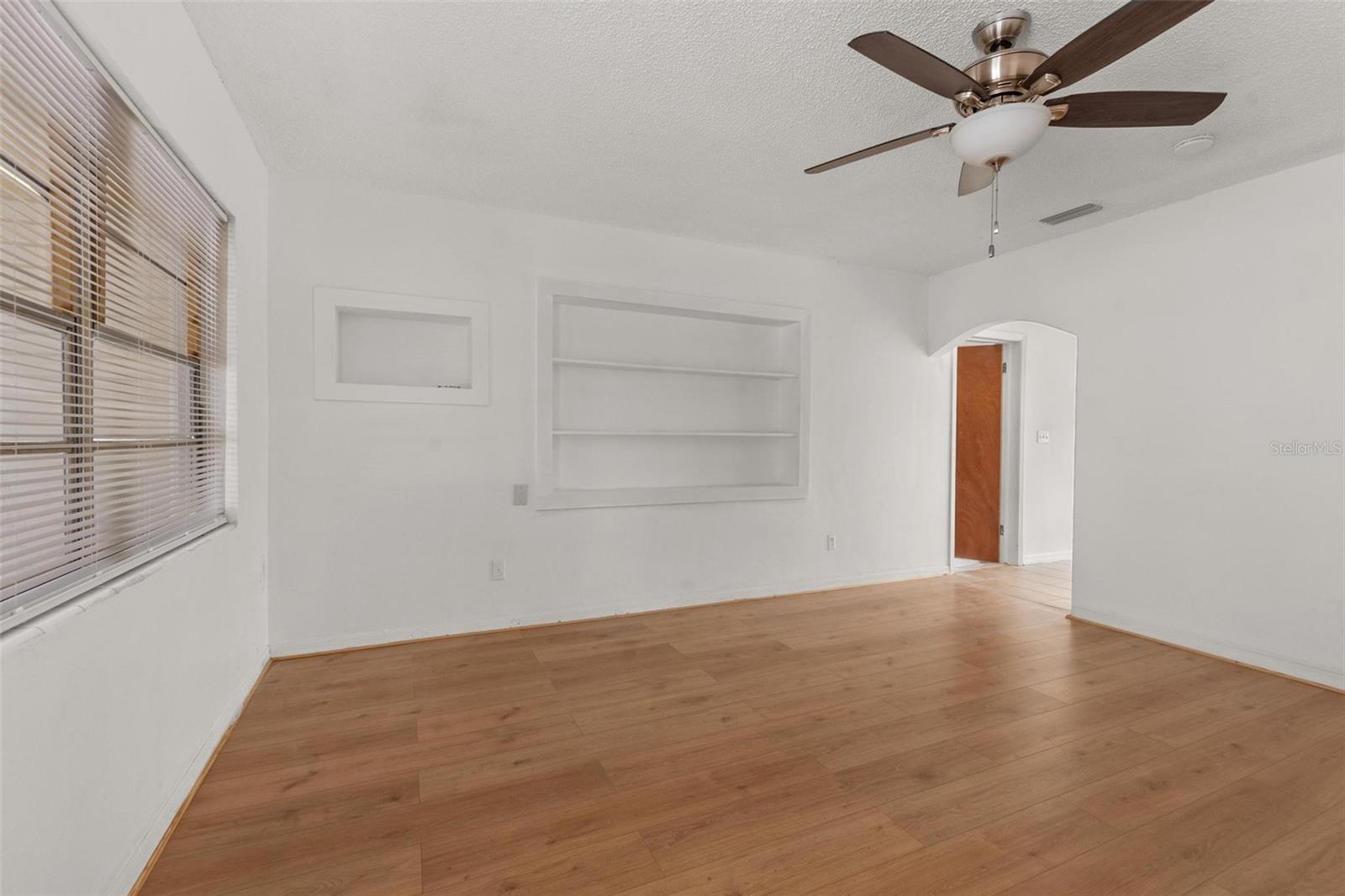 Image 21 of 25 For 2301 Freemason Street