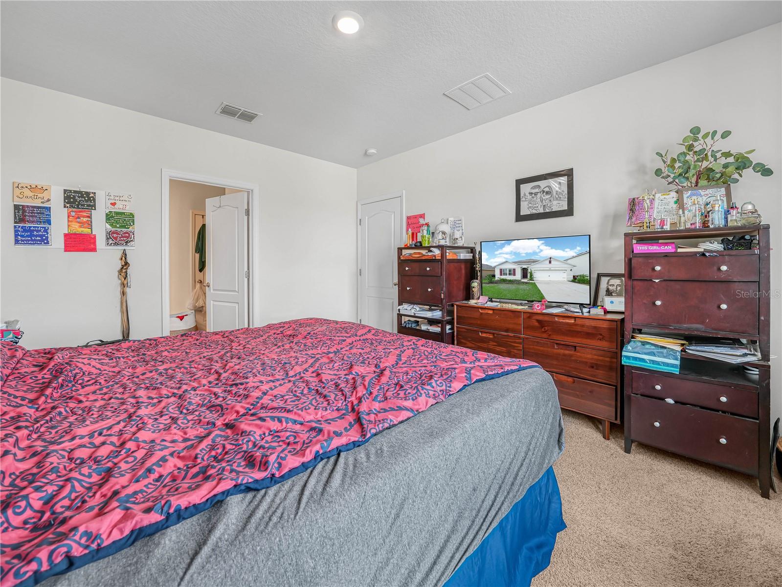 Image 18 of 40 For 3862 Whitney Way