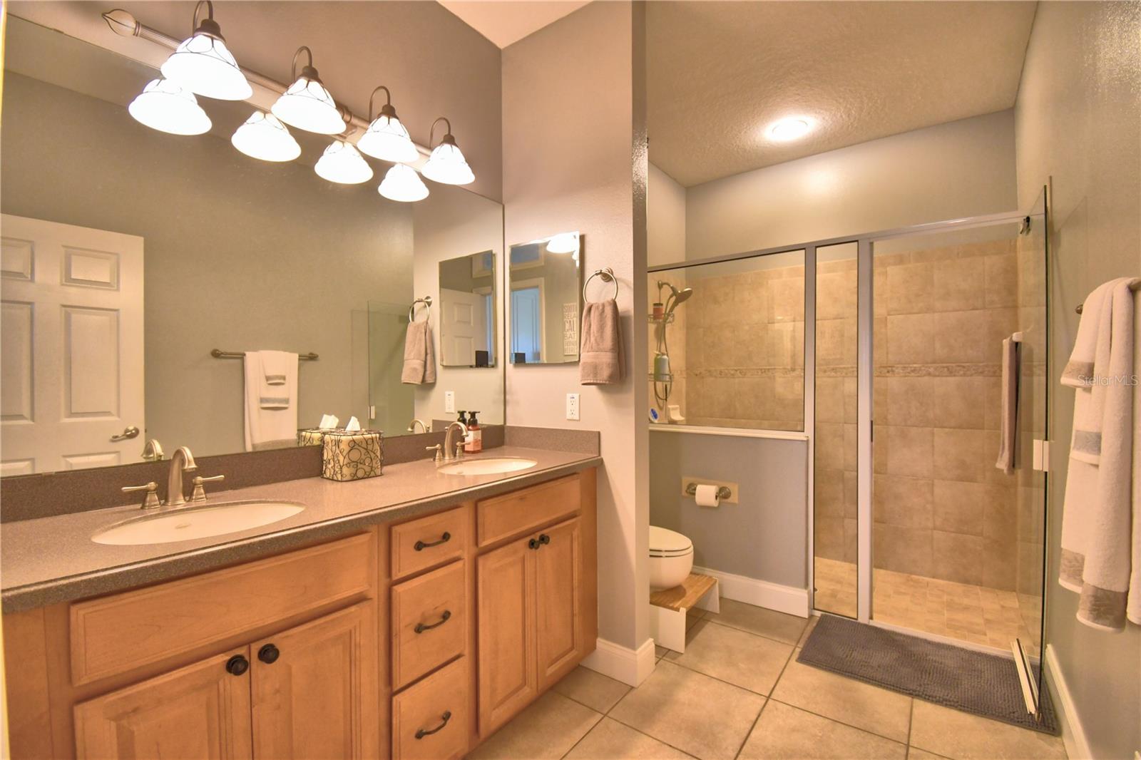 Image 20 of 49 For 2654 Rutledge Court