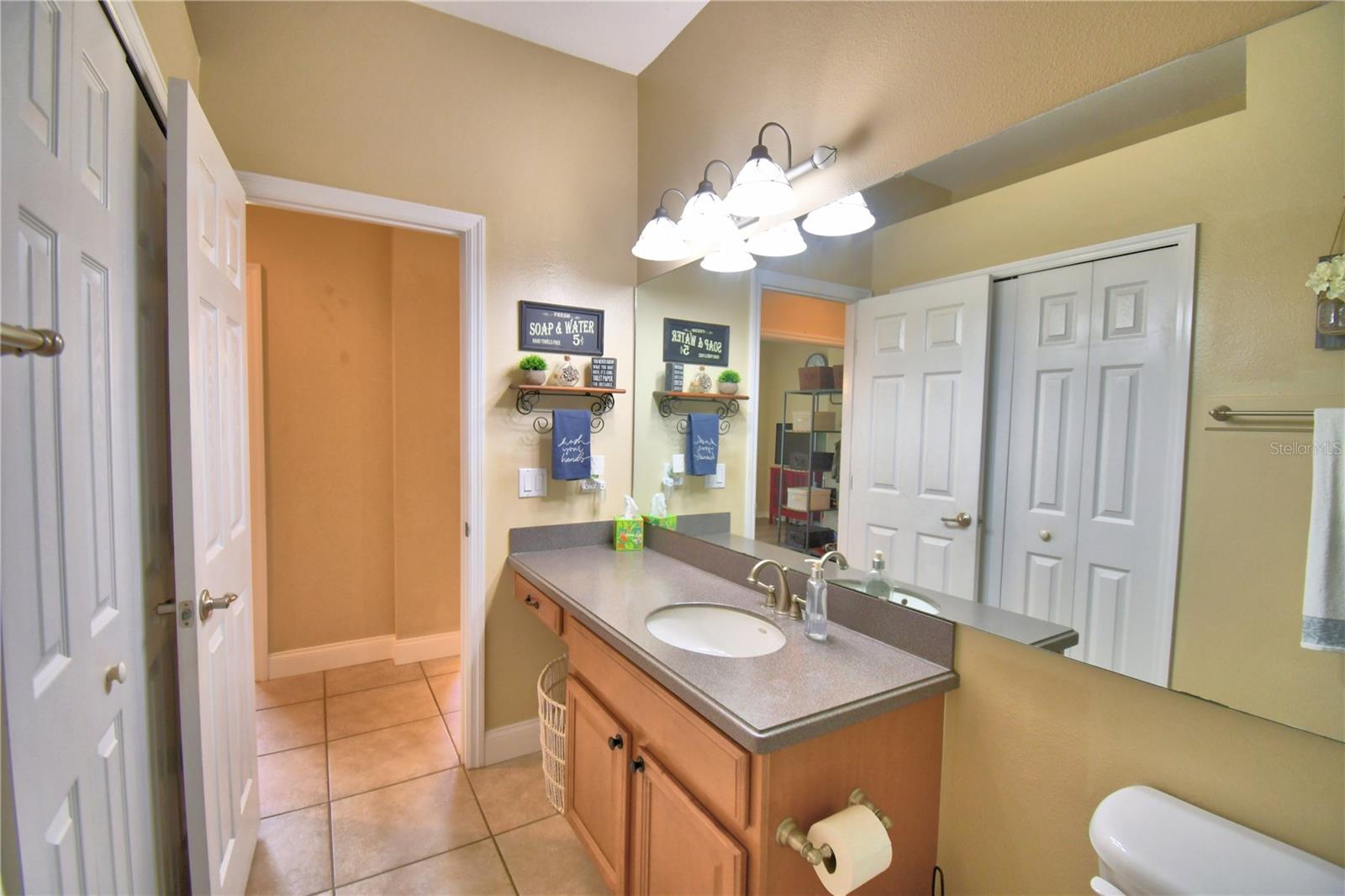 Image 34 of 49 For 2654 Rutledge Court
